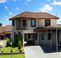 Sapphire City Motor Inn - Holiday Byron Bay