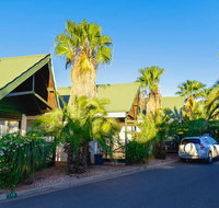 Desert Palms Alice Springs - Holiday Byron Bay