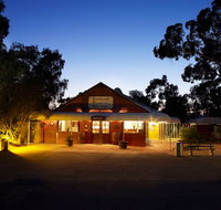 Outback Hotel  Lodge - Holiday Byron Bay