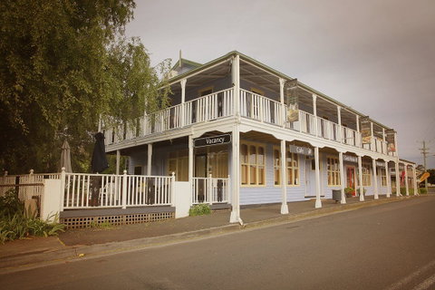 Mole Creek Guest House - Holiday Byron Bay 0