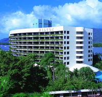 Hilton Cairns - Holiday Byron Bay