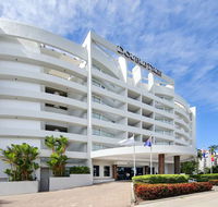 DoubleTree by Hilton Cairns - Holiday Byron Bay