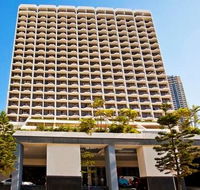 Mantra on View Hotel Surfers Paradise - Holiday Byron Bay