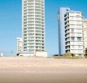 Pacific Views Resort on Main Beach - Holiday Byron Bay