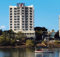 Oaks Metropole Hotel - Holiday Byron Bay