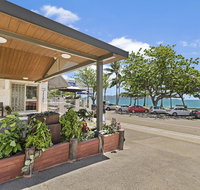 Beach House Motel - Holiday Byron Bay