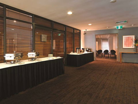 Adina Apartment Hotel Sydney Town Hall - Holiday Byron Bay 13