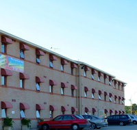 Arena Hotel - Holiday Byron Bay