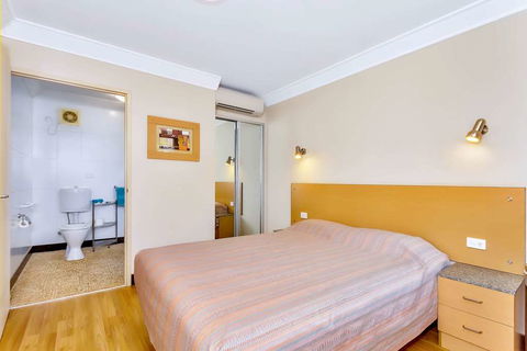 Econo Lodge Karratha - Holiday Byron Bay 6