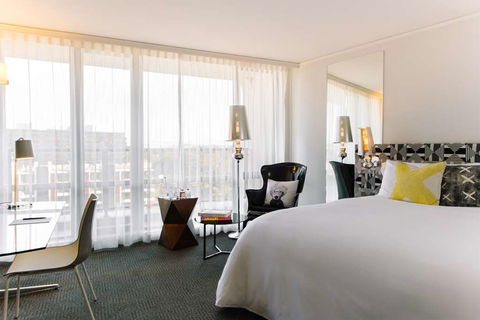 QT Canberra - Holiday Byron Bay 3