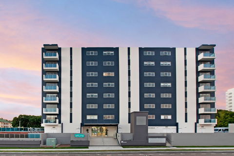 Allure Hotel and Apartments - Holiday Byron Bay 0