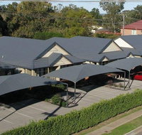 Francis Phillip Motor Inn  The Lodge - Holiday Byron Bay