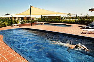 Potters Hotel and Brewery - Holiday Byron Bay 2