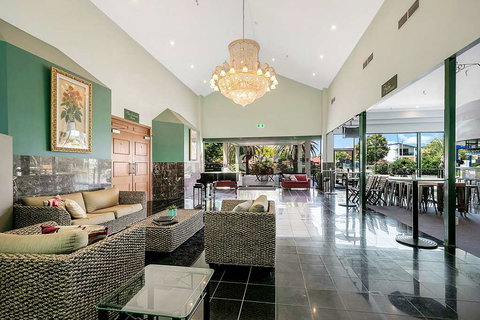 Comfort Hotel Pacific Cleveland - Holiday Byron Bay 1