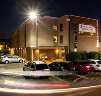 Wine Country Motor Inn - Holiday Byron Bay