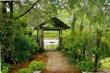 Kemeys Mountain Hideaway - Holiday Byron Bay 0
