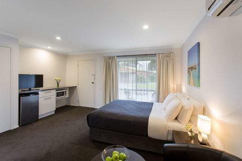 Best Western Colonial Village Motel - Holiday Byron Bay 2