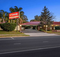 Econo Lodge Border Gateway Wodonga - Holiday Byron Bay