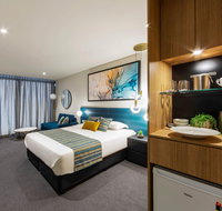 Mercure Canberra Belconnen - Holiday Byron Bay