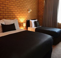 Avondel Motor Inn - Holiday Byron Bay