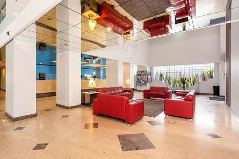 Quality Hotel Ambassador Perth - Holiday Byron Bay 2