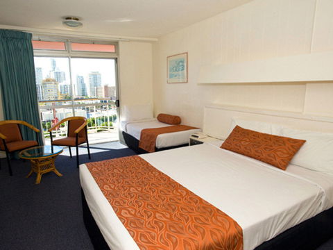 Islander Resort Hotel - Holiday Byron Bay 2