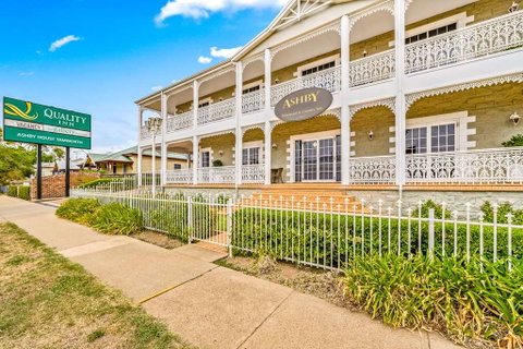 Quality Inn Ashby House Tamworth - Holiday Byron Bay 0