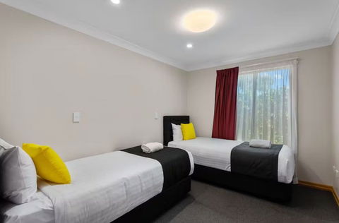 Eastgate On The Range Motel - Holiday Byron Bay 1