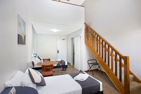 Econo Lodge City Palms Brisbane - Holiday Byron Bay 3