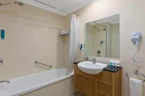 Nesuto Canberra Apartment Hotel - Holiday Byron Bay 3