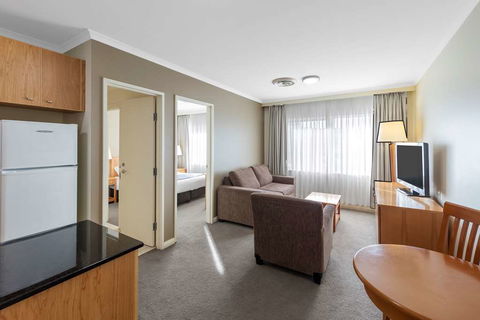 Nesuto Canberra Apartment Hotel - Holiday Byron Bay 11