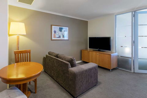 Nesuto Canberra Apartment Hotel - Holiday Byron Bay 13