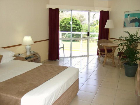 Hotel Ocean International - Holiday Byron Bay 1