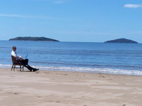 Hotel Ocean International - Holiday Byron Bay 2