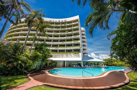 Hilton Cairns - Holiday Byron Bay 6