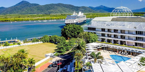 Pullman Reef Hotel Casino - Holiday Byron Bay 6