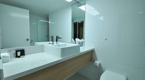 Pacific Hotel Cairns - Holiday Byron Bay 5