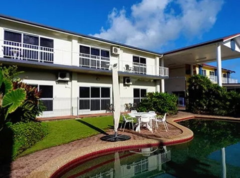 Barrier Reef Motel - Holiday Byron Bay 0