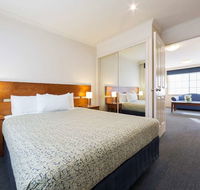 Canberra Parklands Central - Holiday Byron Bay