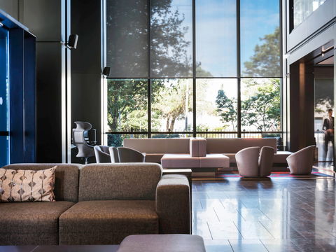 Pullman Sydney Airport Hotel - Holiday Byron Bay 1