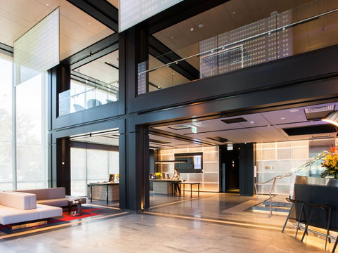 Pullman Sydney Airport Hotel - Holiday Byron Bay 2