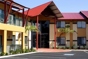 Warners At The Bay Motel - Holiday Byron Bay 0