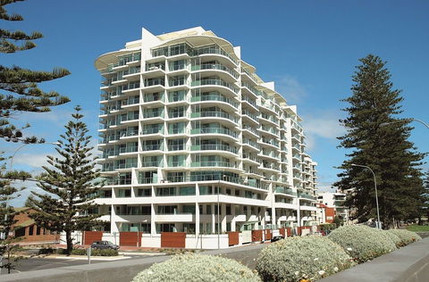 Oaks Liberty Towers - Holiday Byron Bay 0