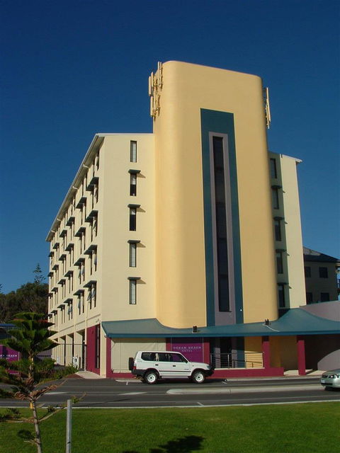 Ocean Beach Hotel - Holiday Byron Bay 0