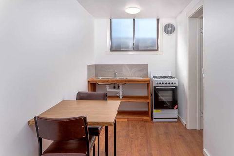 Econo Lodge Lilydale - Holiday Byron Bay 1