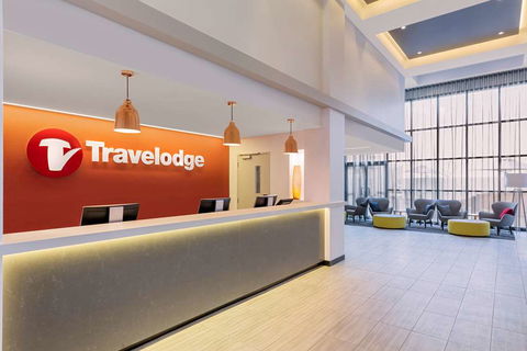 Travelodge Sydney Airport - Holiday Byron Bay 2