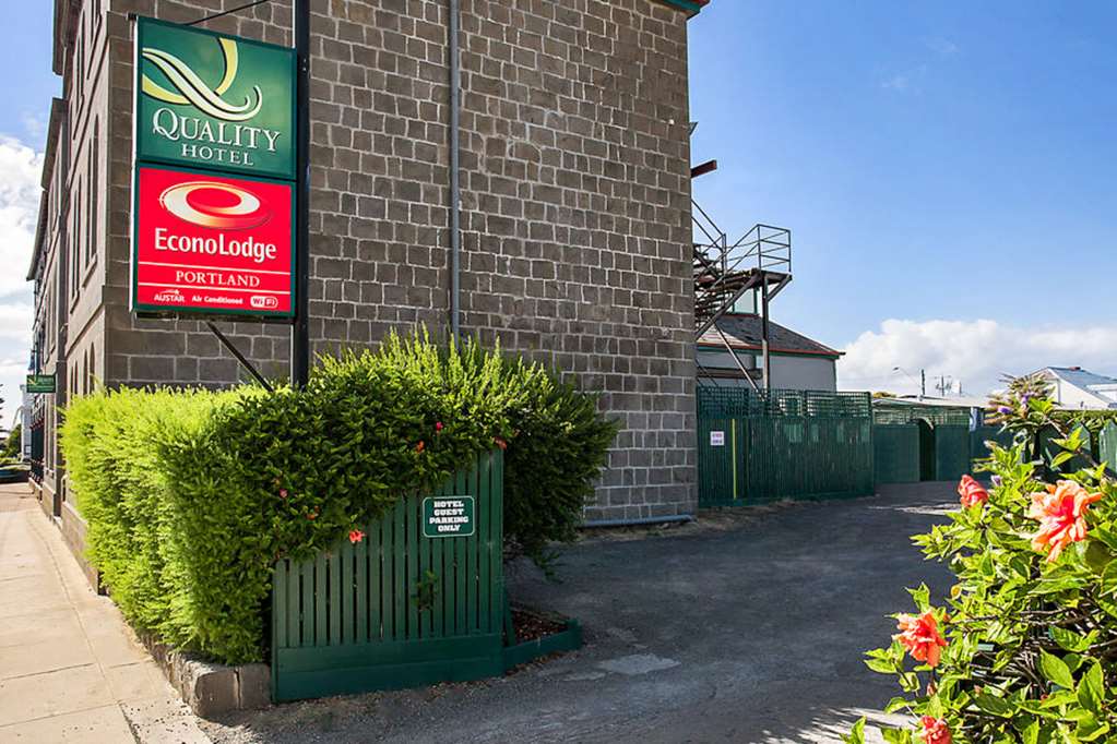 Elingamite North VIC Holiday Byron Bay