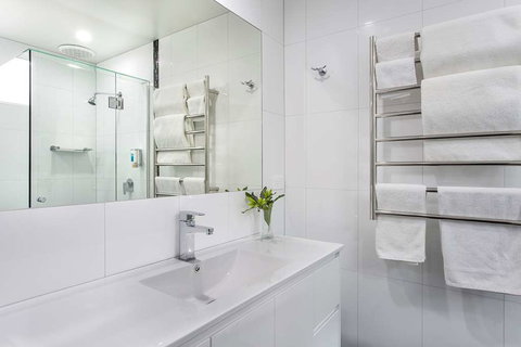 Hamilton Lonsdale Motel - Holiday Byron Bay 2