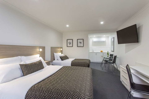 Hamilton Lonsdale Motel - Holiday Byron Bay 3