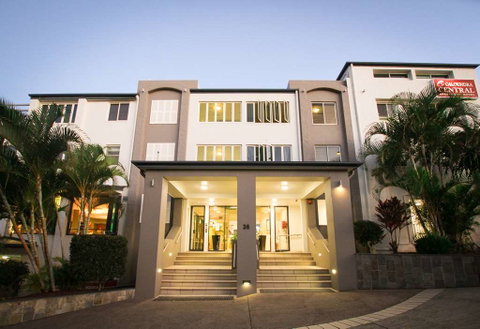 Caloundra Central Apartment Hotel - Holiday Byron Bay 1